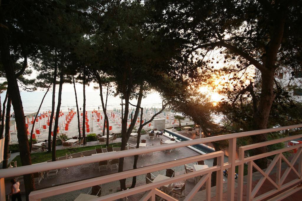 Bel Conti Hotel Durrës Dış mekan fotoğraf